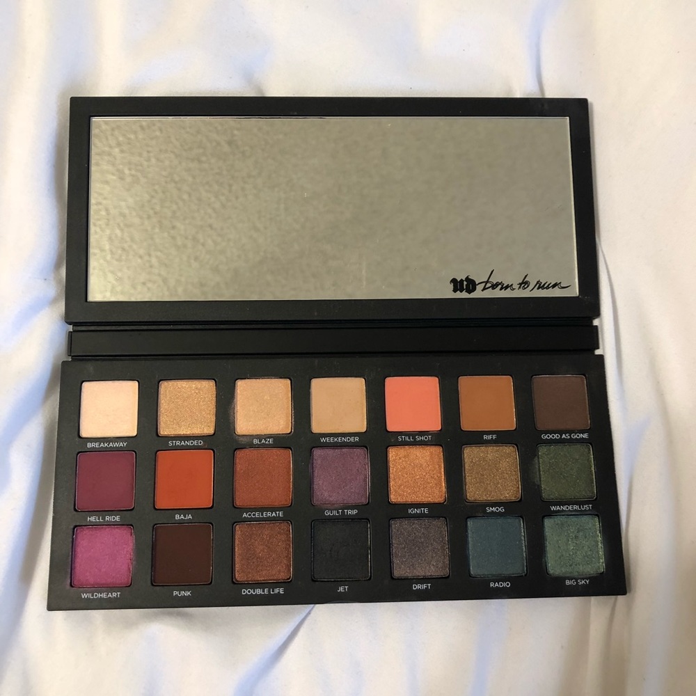 Urban Decay born to fun eyeshadow palette